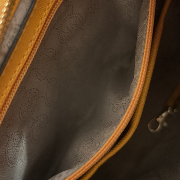 Michael Kors
Michael Michael Kors Yellow Leather Jet Set Travel Messenger Bag - Picture 4 of 6